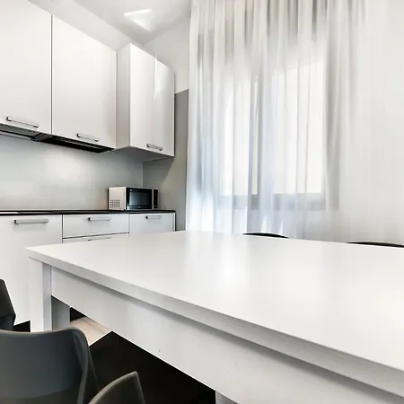 Avenue House - Host Solution شقة *
