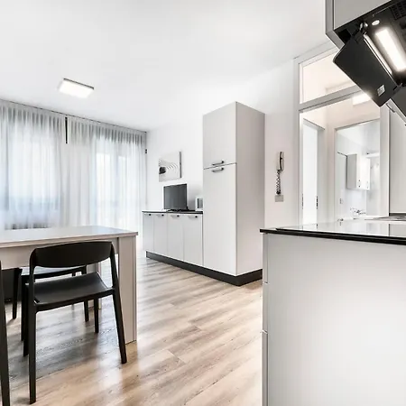 Avenue House - Host Solution Apartman *